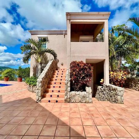 Cottage At Oceanfront Villa With Pool East End  Exterior foto